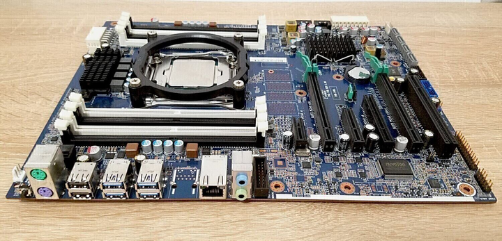 Комплект: Материнская плата HP Z440 / Intel Xeon E5-1660 v4 (8 (16) ядер по 3.2 - 3.8 GHz) (аналог i7-9700) / Socket LGA 2011 v3+v4 / NVMe boot + рамка крепления 2011 (для башни кулера) б/у - изображение 2