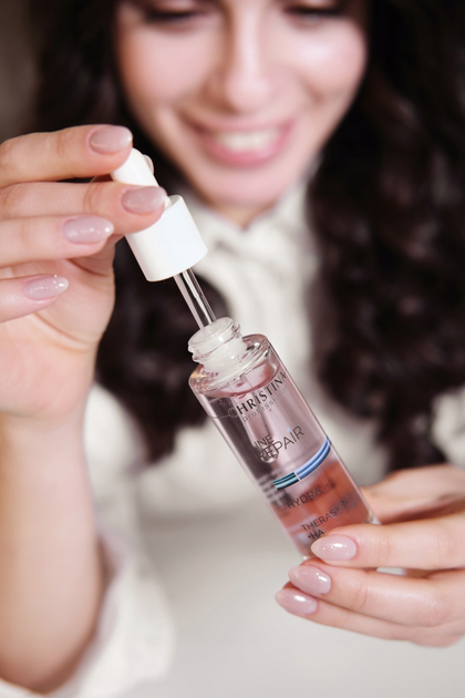 Serum nawilżające do twarzy Christina Line Repair Hydra Theraskin + HA 30 ml (7290100369333) - obraz 3