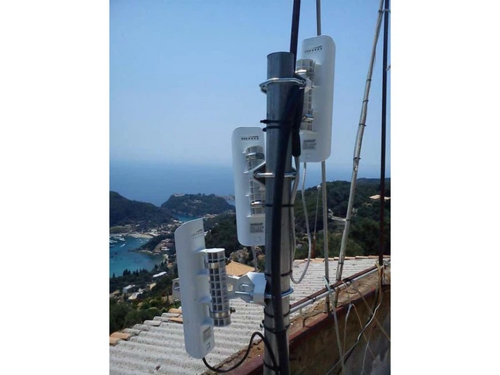 Точка доступу Ubiquiti NanoStation M2 - Фото 5 Точка доступу Ubiquiti NanoStation M2 - изображение 5