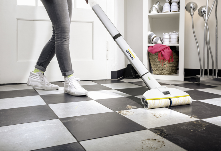 Акумуляторна парова швабра Karcher EWM 2 (1.056-310.0) - зображення 6