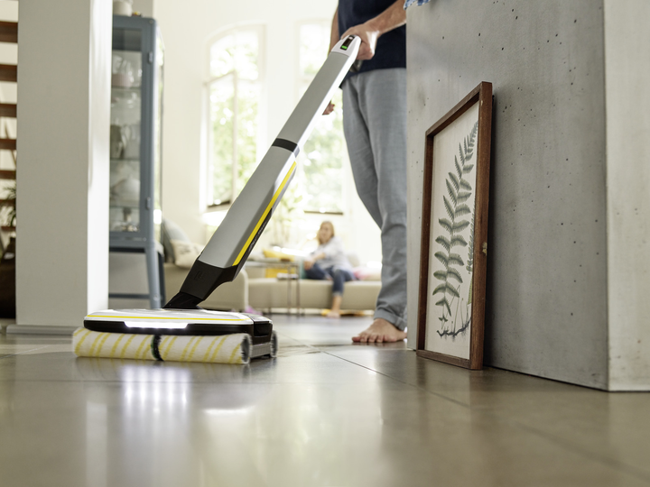 Акумуляторна парова швабра Karcher FC 7 Signature Line (1.055-709.0) - зображення 9