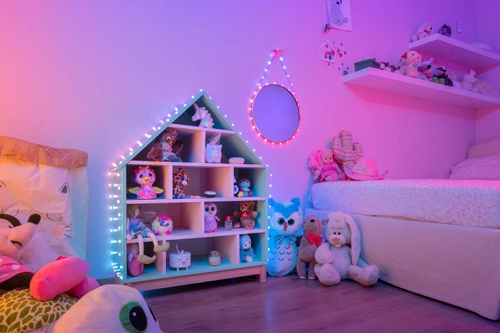 Світлодіодна Smart LED гірлянда Twinkly Candies Heart RGB 100 IP20 6 м USB-C кабель Прозорий (TWKH100RGB-T) - зображення 10