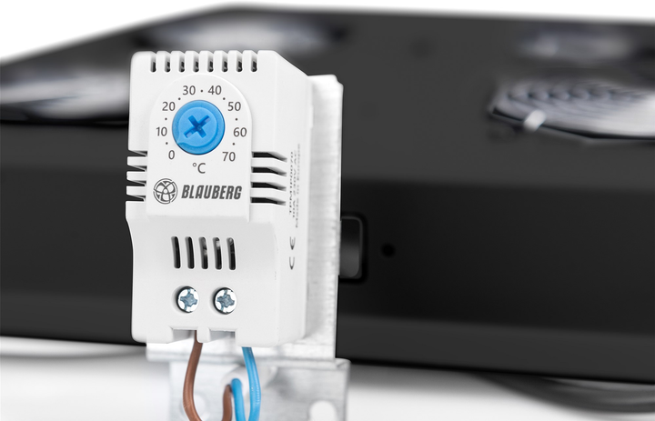 Sufitowa jednostka chłodząca do szaf serwerowych Digitus Unique & Varioflex-N 2 x Fans Black (DN-19 FAN-2-B-N) - obraz 6