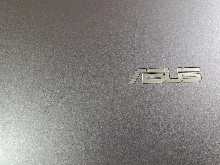 VivoBook X512DA Ryzen 3 8GBメモリ・256GBSSD Ноутбук Asus Vivobook X512DA AMD Ryzen 3 3200U 12 GB RAM 256 GB