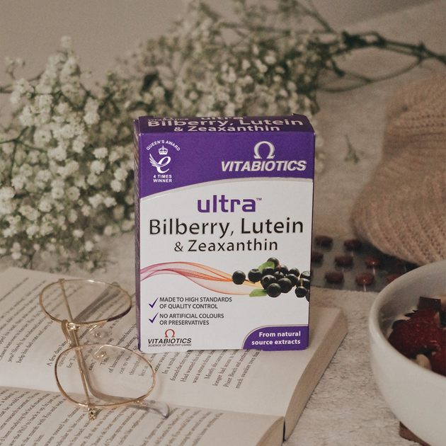 Дієтична добавка Vitabiotics Ultra Lutein, Bilberry & Zaxanthin 30 таблеток (5021265245109) - зображення 4