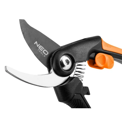 Секатор Neo Tools плоскостной, d реза 20мм, 210мм, 178г (15-210) - изображение 3