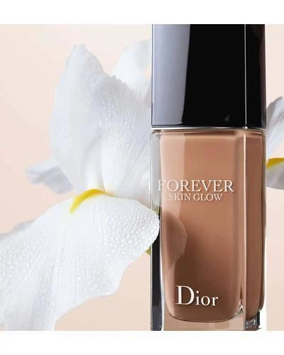 Тональный Крем Для Лица Dior Diorskin Forever Skin Glow Foundation 1N Neutral Glow 30 Мл - Фото 4 Тональный Крем Для Лица Dior Diorskin Forever Skin Glow Foundation 1N Neutral Glow 30 Мл - изображение 4