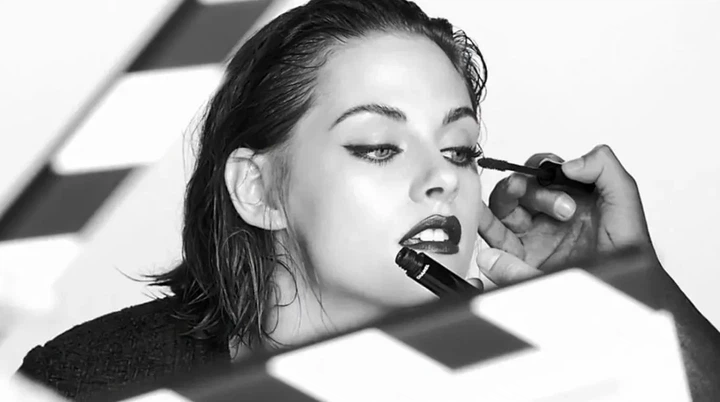Тушь Для Ресниц Chanel Le Volume De Chanel Waterproof Mascara 10 Noir 6 Г Черный - Фото 8 Тушь Для Ресниц Chanel Le Volume De Chanel Waterproof Mascara 10 Noir 6 Г Черный - изображение 8