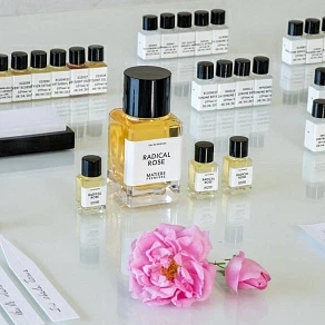 Woda perfumowana unisex Matiere Premiere Radical Rose 50 ml (3760372460006) - obraz 4