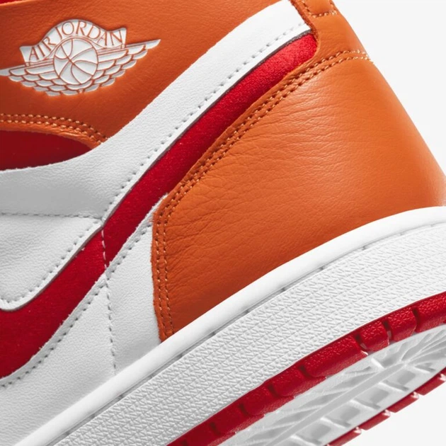 Кроссовки женские Jordan 1 Zoom Air Cmft 36.5 Красно-белый CT0979-603 - Фото 3 Кроссовки женские Jordan 1 Zoom Air Cmft 36.5 Красно-белый CT0979-603 - изображение 3