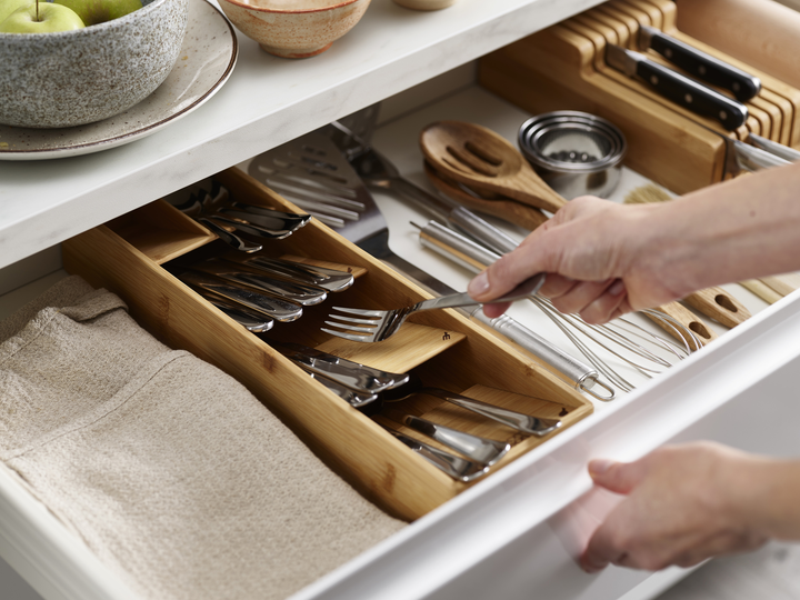 Organizer na sztućce Joseph Joseph DrawerStore bambusowy 6 x 12.2 x 39.8 cm (5028420002928) - obraz 6