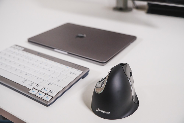 Mysz BakkerElkhuizen Evoluent 4 Wireless Black/Silver (BNEEVR4BB) - obraz 3