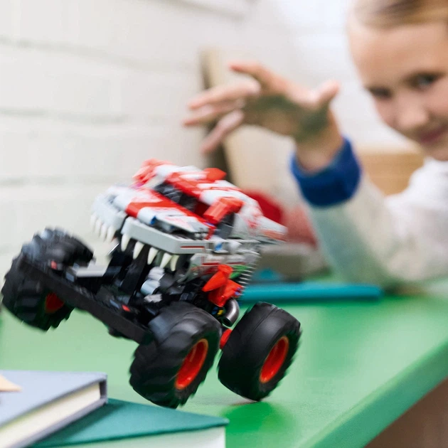 Конструктор LEGO Technic Monster Jam ThunderROARus с инерционным