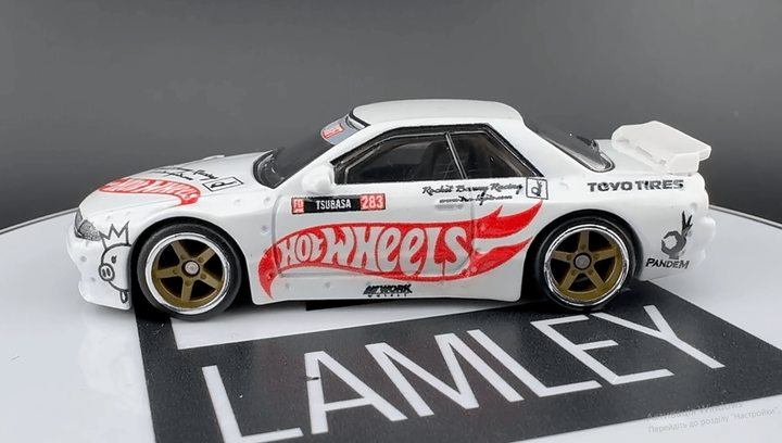 Машинка Premium Hot Wheels Nissan Skyline GT-R (R32) Pandem