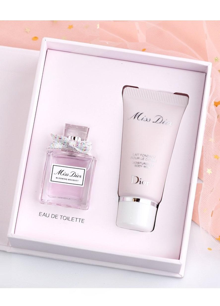 Christian Dior Miss Dior Blooming セット MISS DIOR BLOOMING BOUQUET SET - LIMITED EDITION | DIOR QA