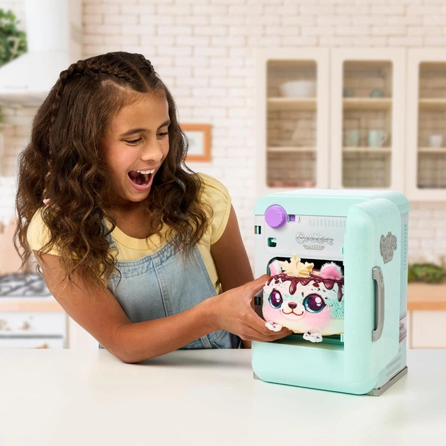 Интерактивная игрушка Moose Cookeez Makery Freezy Cakez
