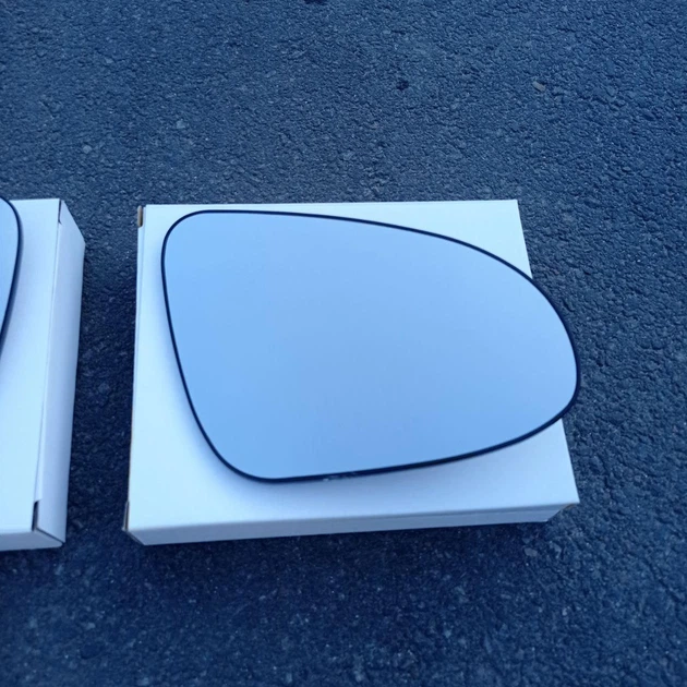 Toyota Avalon XX40 (Тойота Авалон) вкладыш зеркала (стекло