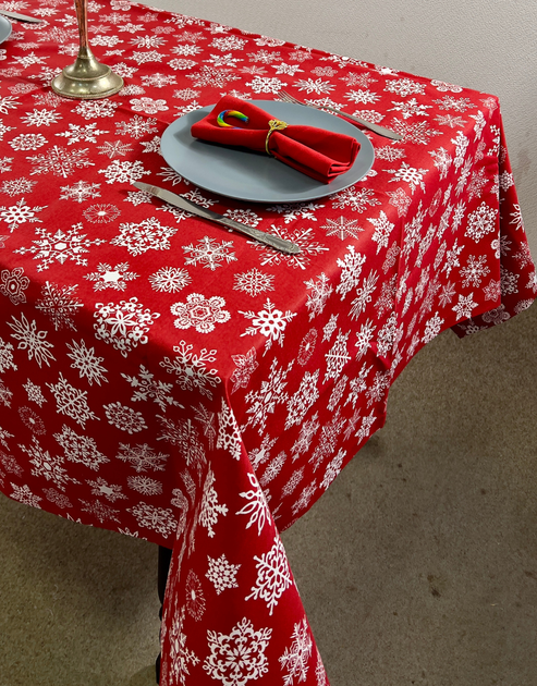 Скатерть тефлоновая Delight Красная с белыми снежинками 130х170 см (Red_white_snowflakes_130x170) - Фото 3 Скатерть тефлоновая Delight Красная с белыми снежинками 130х170 см (Red_white_snowflakes_130x170) - изображение 3
