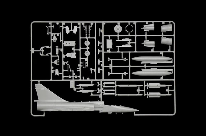 Збірна модель 1/72 Літак Mirage 2000C (25-та Річниця війни в Перській Затоці) Italeri 1381 - изображение 4