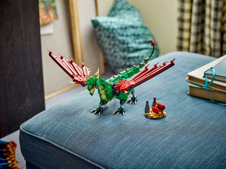 Zestaw klocków LEGO Creator 3 w 1 Średniowieczny smok 715 elementów (31161) - obraz 12