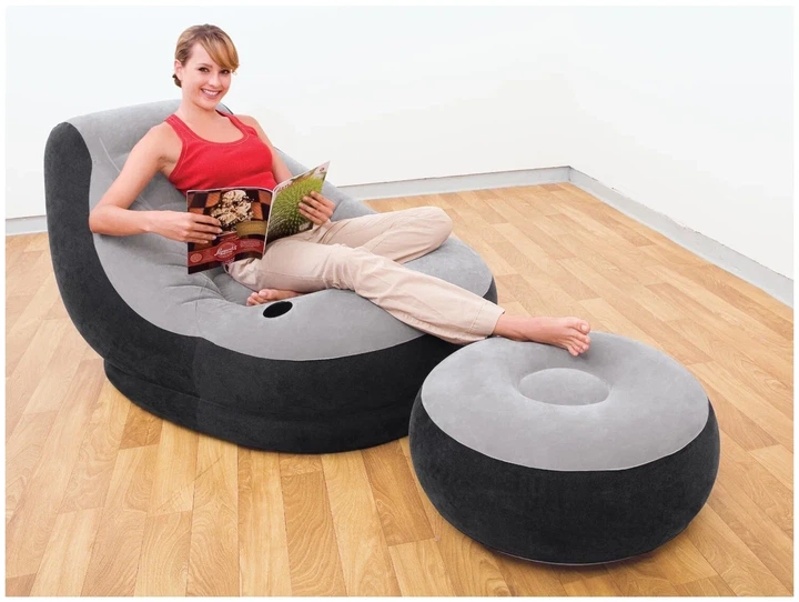 Надувное кресло с подстаканником Intex 68564 Ultra Lounge с пуфиком 154х98 см Серо-черный - Фото 4 Надувное кресло с подстаканником Intex 68564 Ultra Lounge с пуфиком 154х98 см Серо-черный - изображение 4