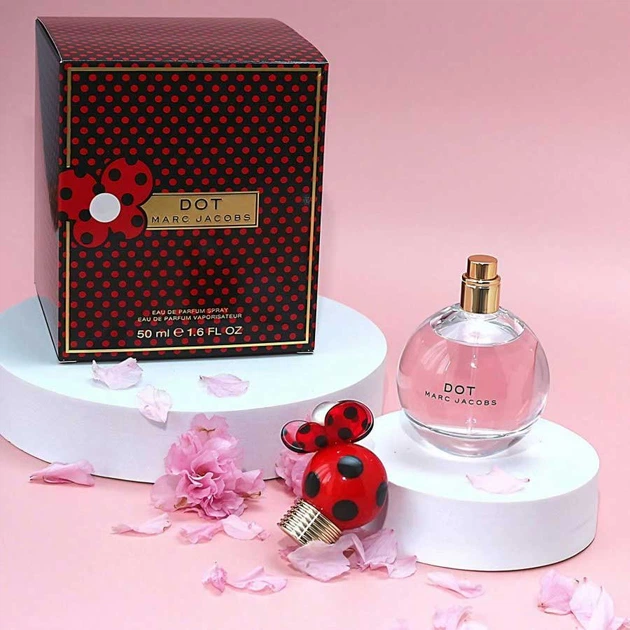 Парфюмированная вода для женщин Marc Jacobs Dot 100 мл (3616304940835) - Фото 3 Парфюмированная вода для женщин Marc Jacobs Dot 100 мл (3616304940835) - изображение 3
