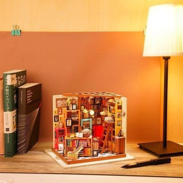 Конструктор дерев'яний Robotime DIY LED Бібліотека (DG102) (6946785108712) - зображення 4