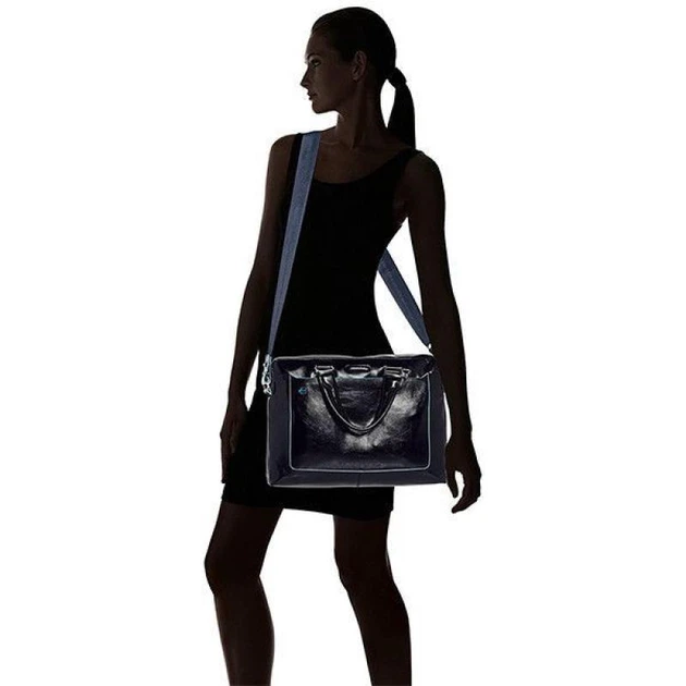 Сумка для ноутбука Piquadro BLUE SQUARE (B2) Navy Blue CA3335B2_BLU2 - Фото 2 Сумка для ноутбука Piquadro BLUE SQUARE (B2) Navy Blue CA3335B2_BLU2 - изображение 2