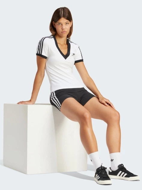 Шорты женские Adidas Originals 3 S Lgns 1/4 IP2980 XXS Black (4067886155725) - изображение 3
