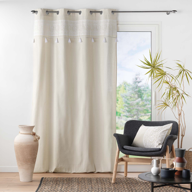 Декоративна подушка Douceur d'interieur Isalina 40 x 60 см Бежева (3574386120142) - зображення 3