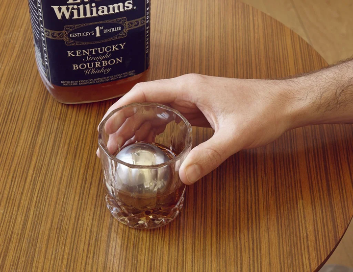 Kule metalowe do whisky Kikkerland Stainless Steel Whiskey Balls (0612615100985)   - obraz 3