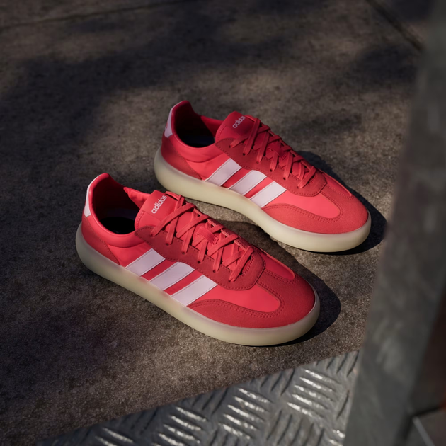 Женские кеды низкие Adidas Barreda Decode JP9669 41.5 (7.5UK) 26 см Purrub/Selure/Clpink (4067904318781) 