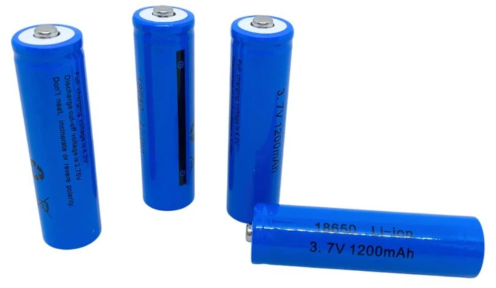 Акумулятор комплект 4 штуки 18650 3.7 V 1200 mAh реальна близько 700 mAh батарея літій-іонна Li-ion - зображення 3