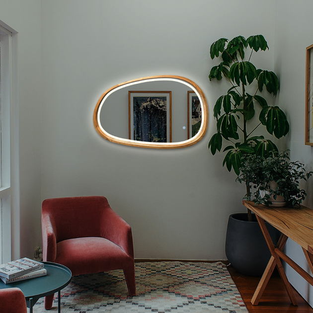 Дзеркало асиметричне дерев'яне з LED-підсвіткою Luxury Wood Dali Natural Dark Ясен 55x85 см - зображення 6