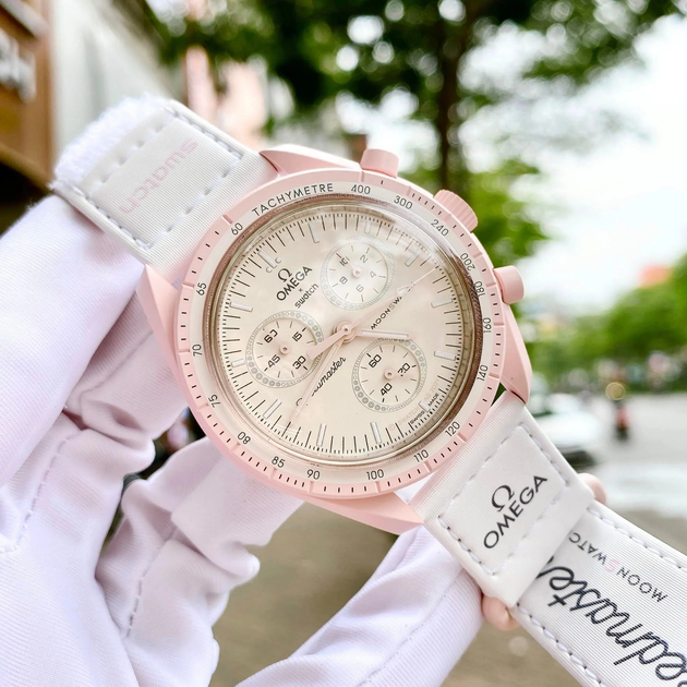 Наручные часы Swatch x Omega Bioceramic MoonSwatch Collection \'\'Mission to Venus" (SO33P100) - изображение 11