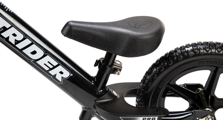 Rowerek biegowy Strider 12 Pro Black (0848953002098) - obraz 3