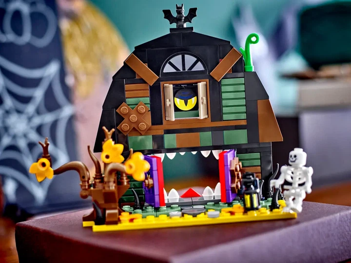Конструктор LEGO Хэллоуинский сарай 205 элементов (40721) - изображение 3