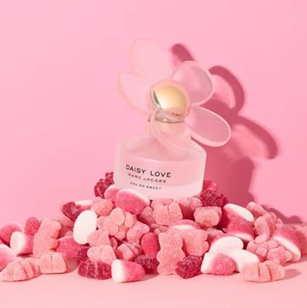 Туалетная Вода Marc Jacobs Daisy Love Eau So Sweet 50 Мл - Фото 5 Туалетная Вода Marc Jacobs Daisy Love Eau So Sweet 50 Мл - изображение 5