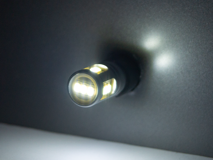 Светодиодная автолампа T10 W5W 9-32В 10Вт SMD2016-15led белый - изображение 2