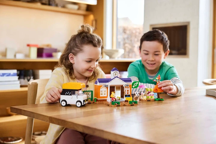 Конструктор LEGO Animal Crossing Концерт K.K. на площади 550 деталей (77052) - изображение 10