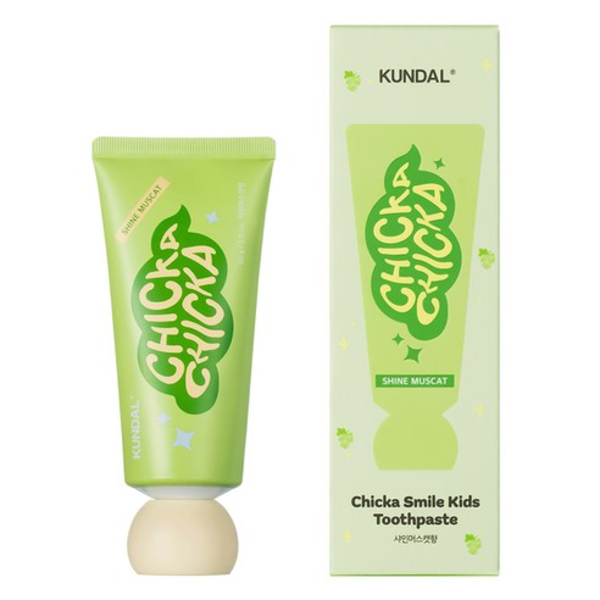 Зубна паста KUNDAL Chicka Smile Kids Toothpaste Shine Muscat для дітей зі смаком винограду 60 г - Фото 1 Зубна паста KUNDAL Chicka Smile Kids Toothpaste Shine Muscat для дітей зі смаком винограду 60 г - зображення 1