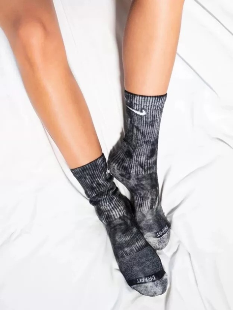 Skarpety męskie wysokie Nike Everyday Plus Cushioned Crew Socks DA2613-010 S Czarne (195240867725) - obraz 2