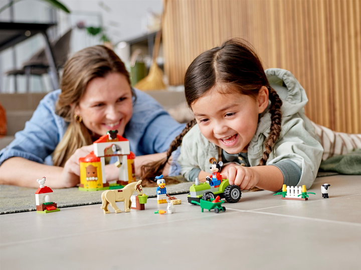 Конструктор LEGO Mickey Mouse & Donald Duck's Farm 118 деталей (5702016913156) - зображення 10