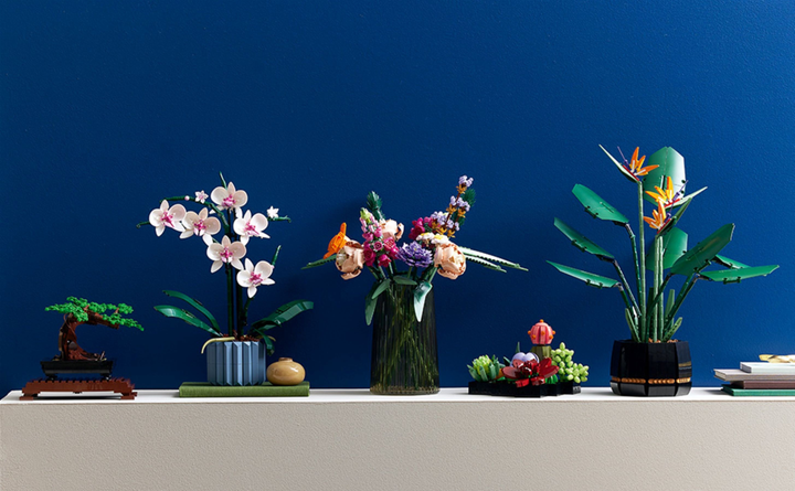 Zestaw klocków LEGO Icons Orchidea 608 elementów 3 szt (10311) - obraz 10