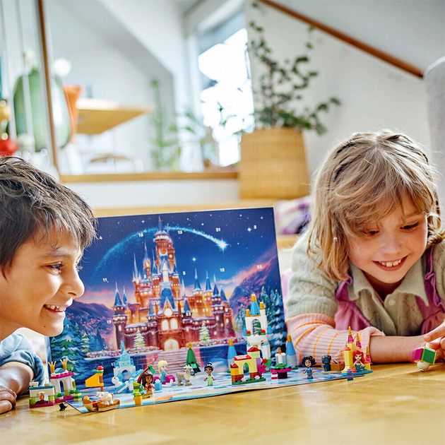 Kalendarz adwentowy LEGO Disney Kalendarz adwentowy 253 elementy (43253) - obraz 5