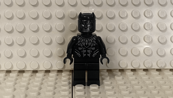 Фигурка Lego Super Heroes Marvel Black Panther with Jet paper bag 242316 1шт - изображение 2