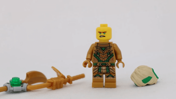 Фигурка Lego Ninjago Ninja Golden Oni Lloyd paper bag 892297 1шт - изображение 4