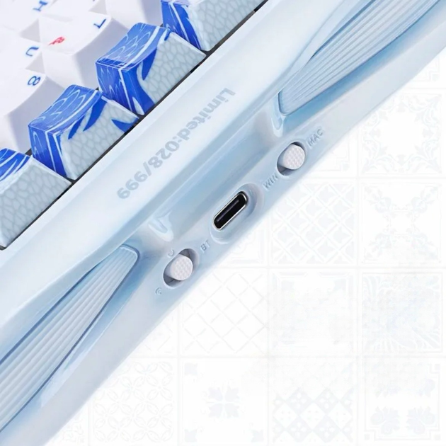 Набор GRAVASTAR Mercury клавиатура K1 Pro, мышь M1 Pro и коврик, LIMITED EDITION - изображение 4