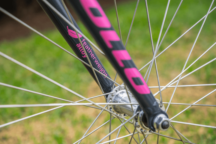Велосипед 24" Apollo NEO 7s girls Brushed Alloy / Charcoal / Pink Fade (SKD-95-74) - Фото 6 Велосипед 24" Apollo NEO 7s girls Brushed Alloy / Charcoal / Pink Fade (SKD-95-74) - изображение 6