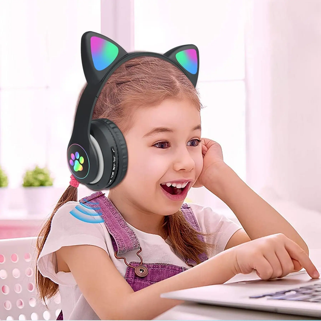 Навушники бездротові Bluetooth з таба лапкою, мікрофоном та кольоровим підсвічуванням, Чорні BZB-23 (L) - Фото 2 Навушники бездротові Bluetooth з таба лапкою, мікрофоном та кольоровим підсвічуванням, Чорні BZB-23 (L) - зображення 2